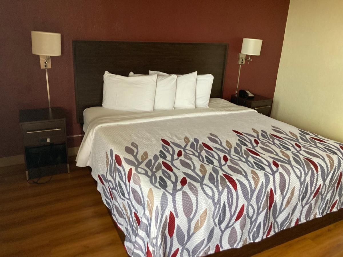 Qubed San Antonio Hotel Bagian luar foto