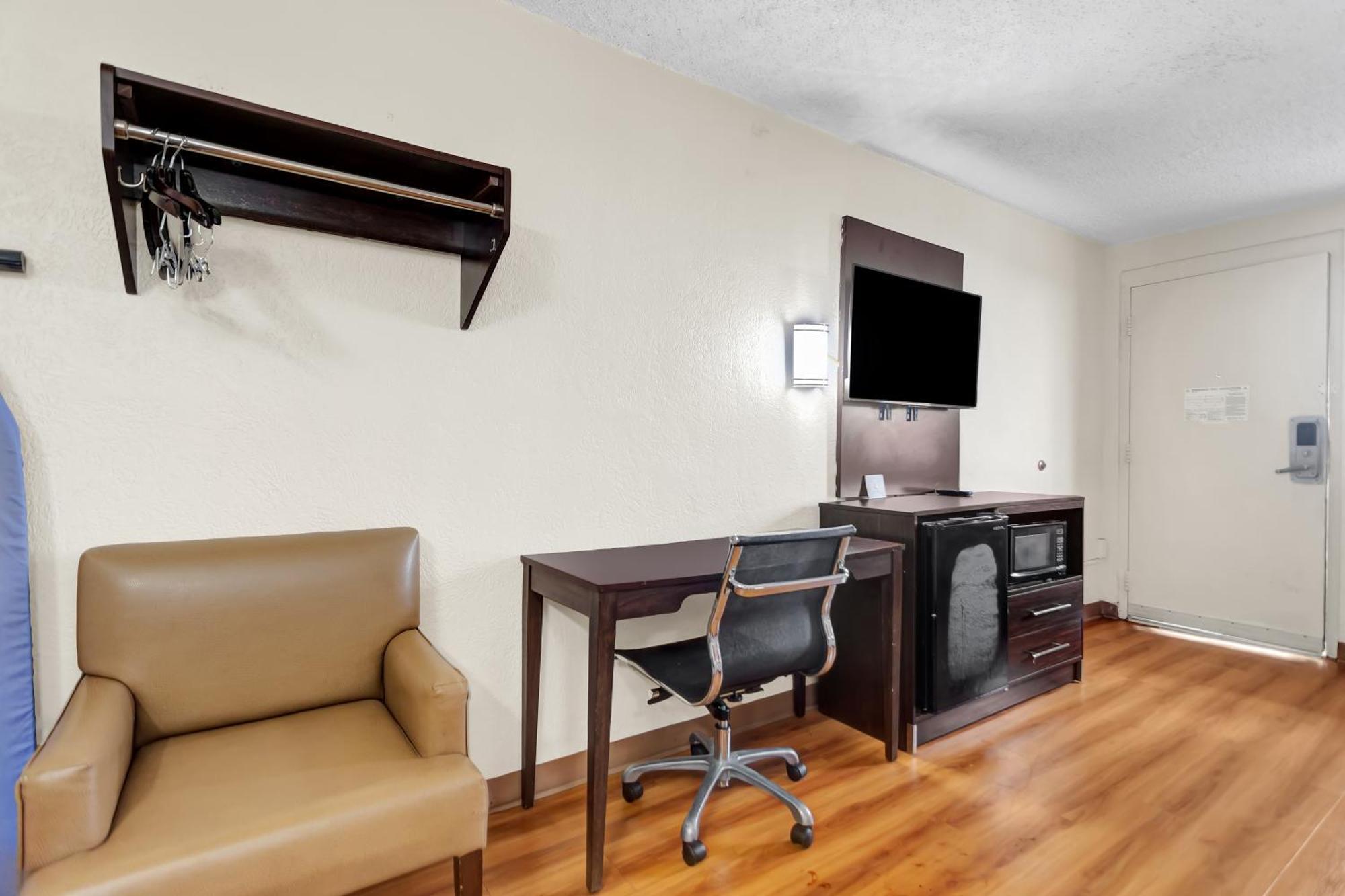 Qubed San Antonio Hotel Bagian luar foto